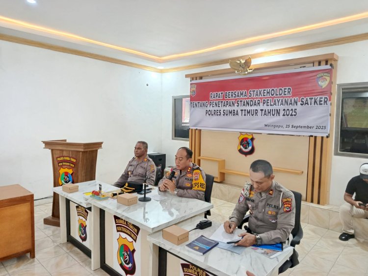 Polres Sumba Timur Bersama Stakeholder Sepakati Standar Pelayanan Publik