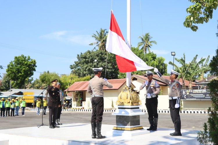 Polres Sumba Timur Gelar Upacara Sumpah Pemuda ke-97 dan Apel Kebangsaan Ojol dan Buruh Kamtibmas