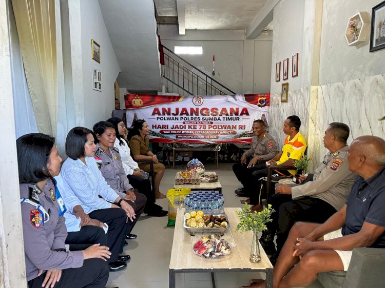 Jelang Hari Jadi Polwan ke-78, Polwan Polres Sumba Timur Anjangsana ke Personel yang Sakit