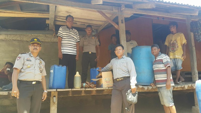 Operasi Miras, Tim Gabungan Polres Sumba Timur Sita Ratusan Liter Miras Lokal