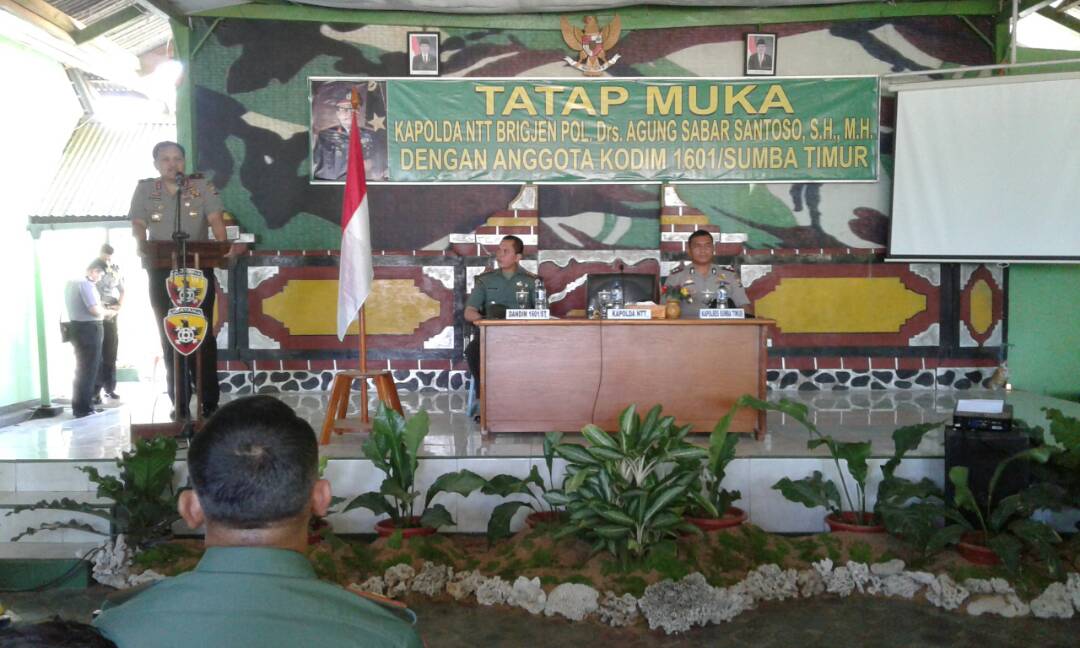 Jalin senirge dengan TNI, Kapolda NTT kunjungi Makodim 1601 Sumba Timur