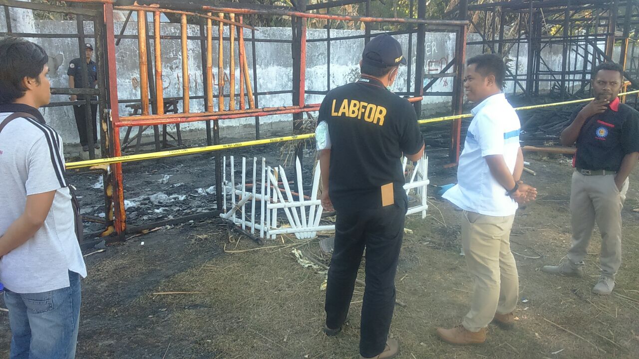 Polres Sumba Timur turunkan Tim Puslabfor Polda Bali cek penyebab kebakaran di THR