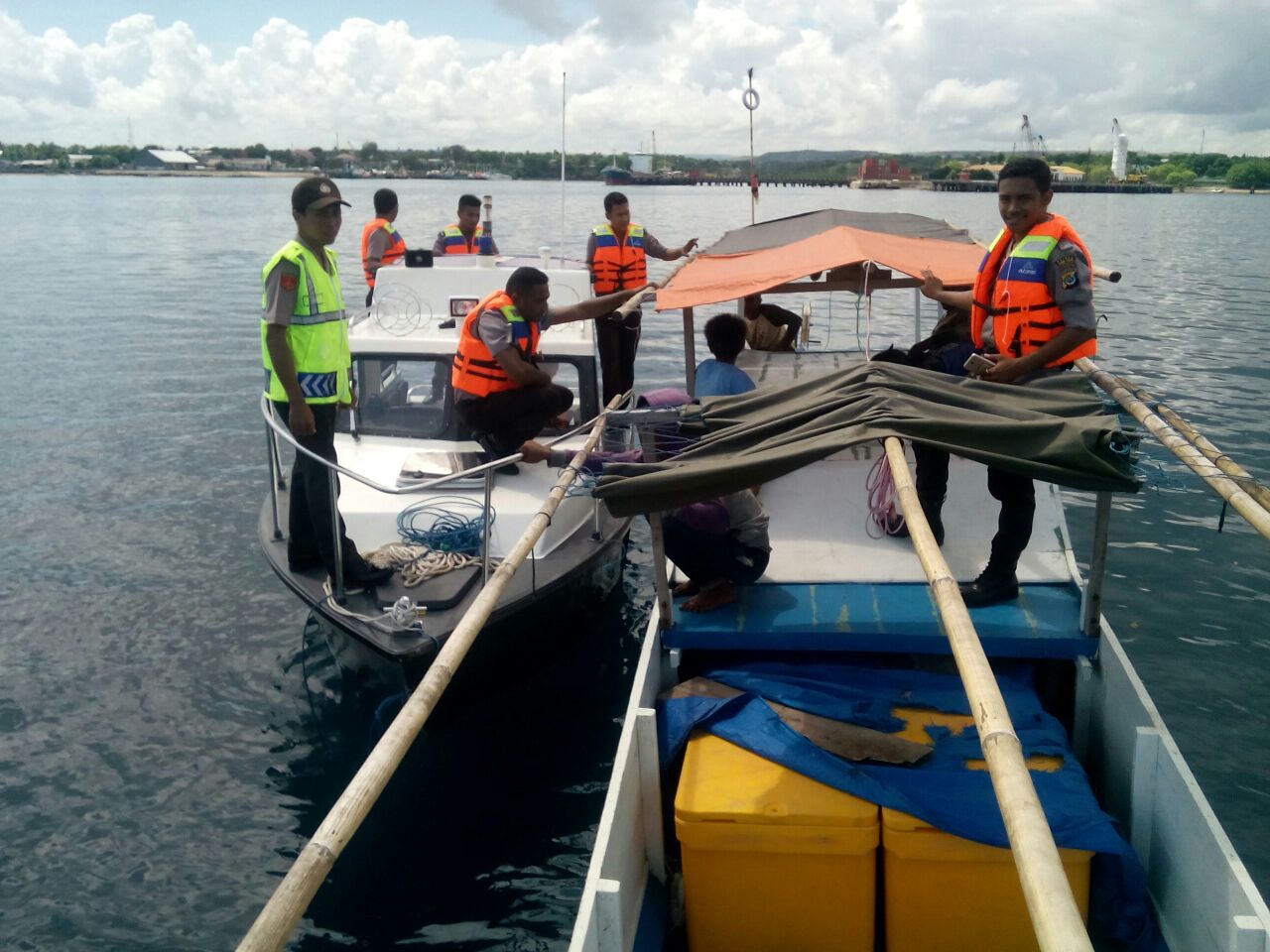 Wilayah laut potensi gangguan kamtibmas, KP3 Laut Polres Sumba Timur gencarkan patroli laut