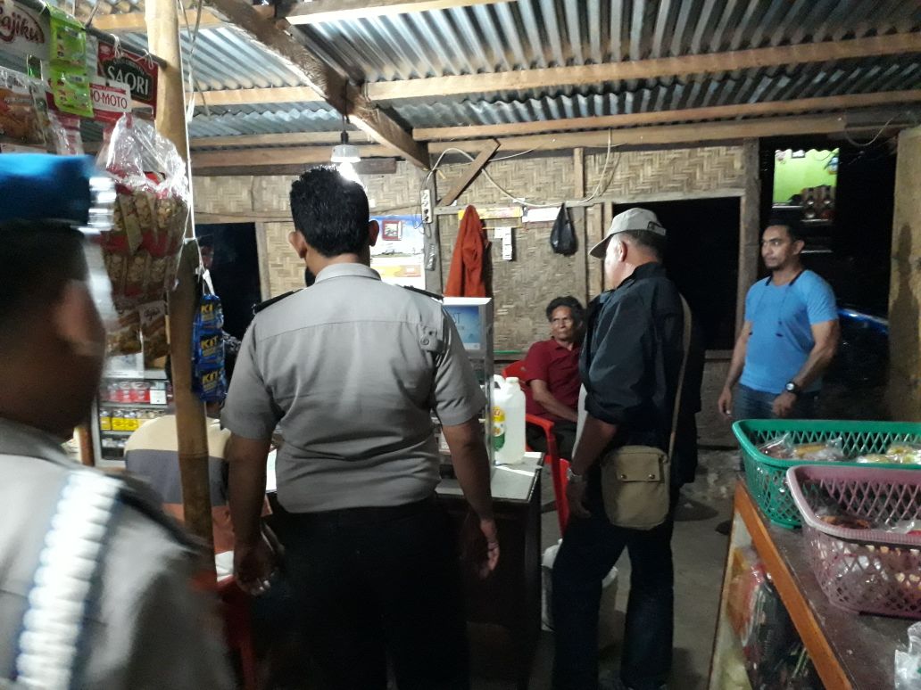 Gelar Operasi Miras, Tim Gabungan Polres Sumba Timur Amankan Puluhan Liter Miras Lokal